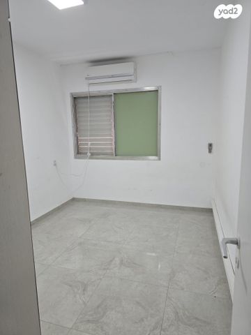 דירה, שדרות יוספטל 73, גבעה א', שביט, קרית אתא