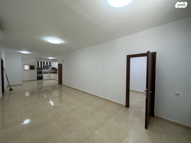 שדרות ירושלים 5