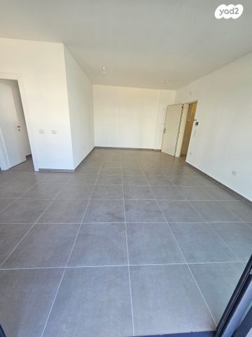 דירה, הרב שלום שבזי 215, פסגות אפק, ראש העין