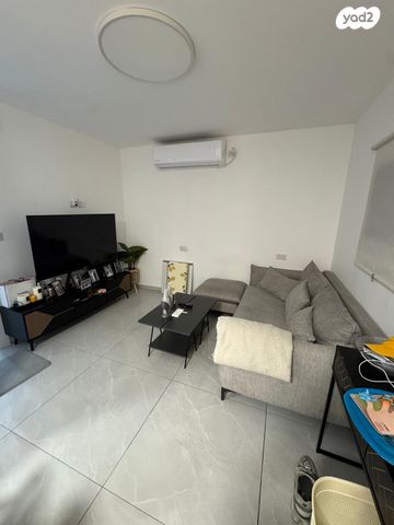 משה מונטיפיורי 31