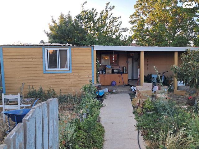 משעול היושבת בגנים 1