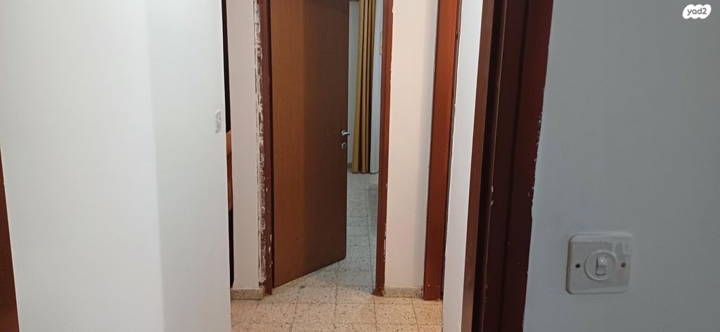 אסתר המלכה 3