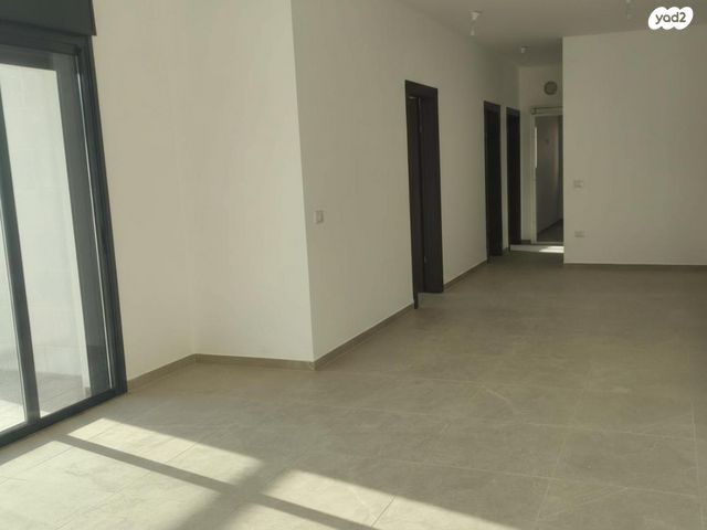 דירה, לשם 47, שאר העיר, אריאל