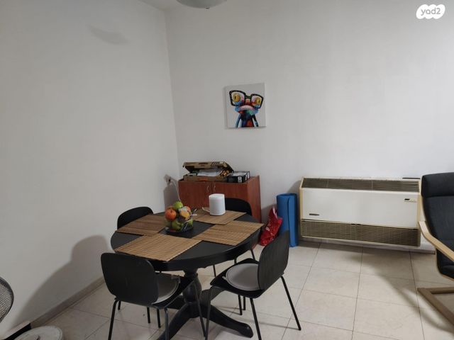 דירה, הרא"ה 45, שכונת בן גוריון, מרכז העיר ג', רמת גן