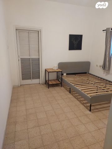 דירה, הרא"ה 45, שכונת בן גוריון, מרכז העיר ג', רמת גן