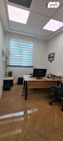 משרדים, התדהר 2, אזור תעשייה קרית אתגרים, רעננה