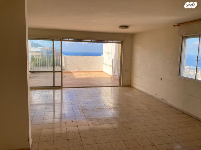 גג/ פנטהאוז, ליאון בלום, רמת הדר, חיפה