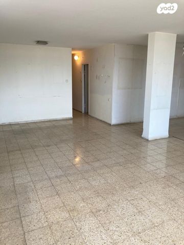 גג/ פנטהאוז, ליאון בלום, רמת הדר, חיפה