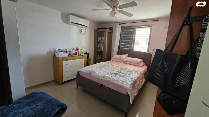 דירה, לוחמי הגטאות, דרום, צפת