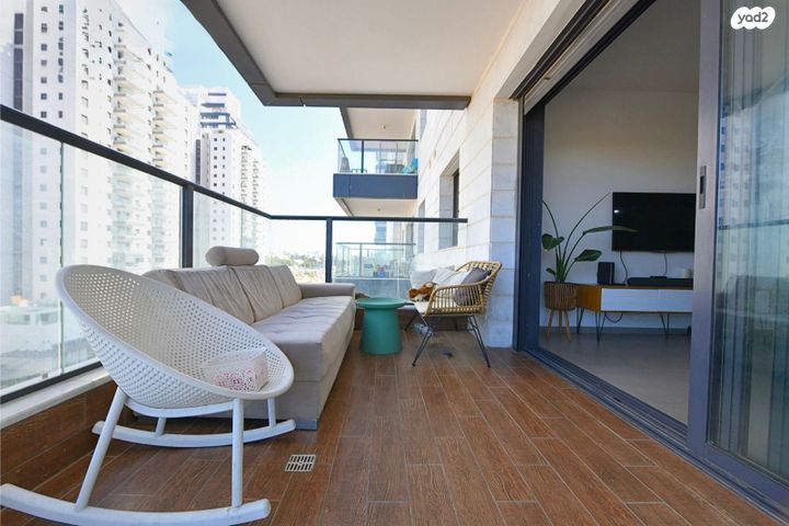 דירה, יצחק נבון 5, קרית אונו