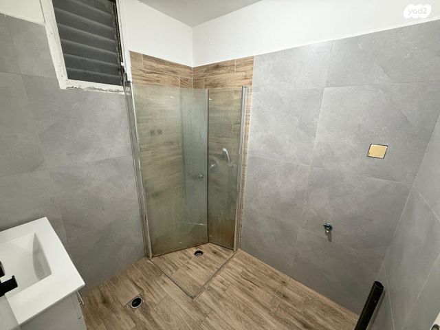 דירה, שבטי ישראל, מרכז העיר, סביניה, הוותיקה, קרית ביאליק