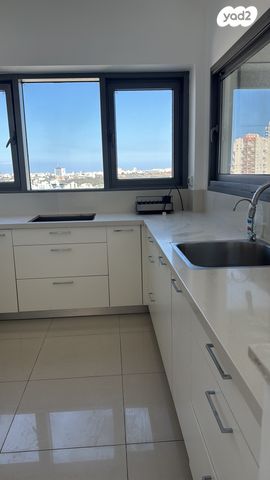 דירה, ביאליק 39, שכונת חשמונאים, מרכז העיר א, רמת גן