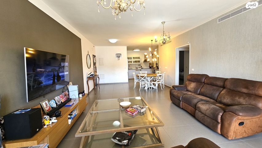 דירה, באר אורה, רמת גן