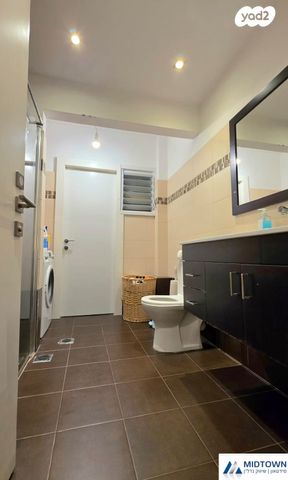 דירה, חטיבת אלכסנדרוני 15, הדרים, הדרים החדשה, כפר סבא