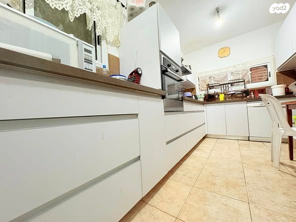 דו משפחתי, בורוכוב, עפולה