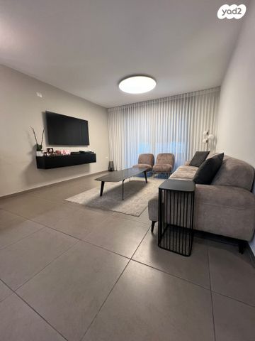 דירה, משה לוי 5, נאות שמיר, רמלה