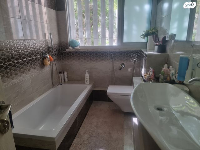 דירה, א' / צפון מזרח העיר, רחובות