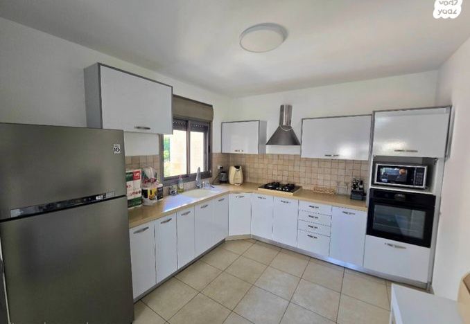 דירה, יוסף 1, קרית השרון, נתניה