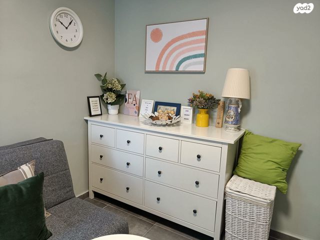 דירה, לח"י, שז"ר / דקר, טירת כרמל