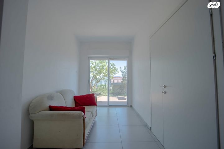 בית פרטי/ קוטג', גילון, גילון