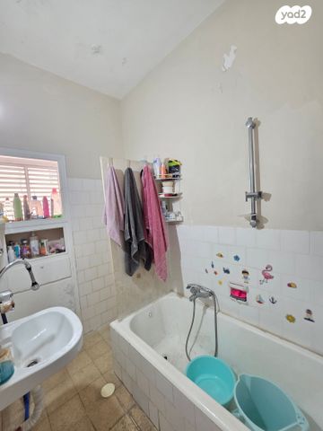 דירה, גוש עציון, הל"ה, גבעתיים