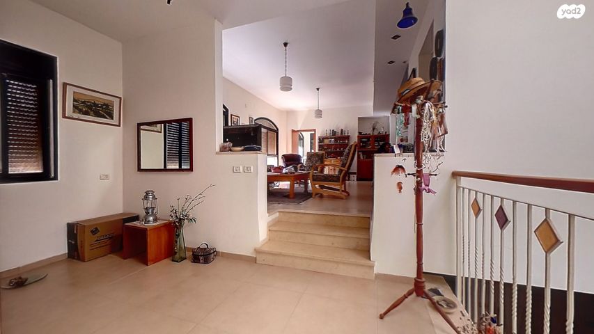 דו משפחתי, קרית חרושת, קרית טבעון