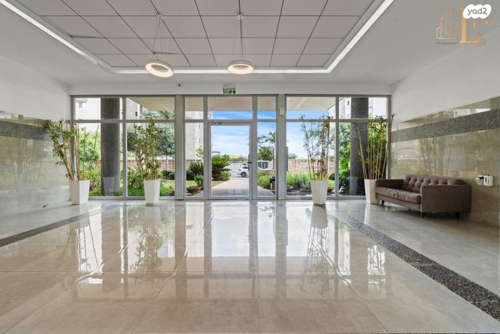 דירה, חזון אי"ש, רחובות