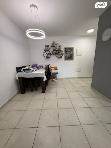 דירה, הזמיר 63, נהריה הירוקה, נהריה