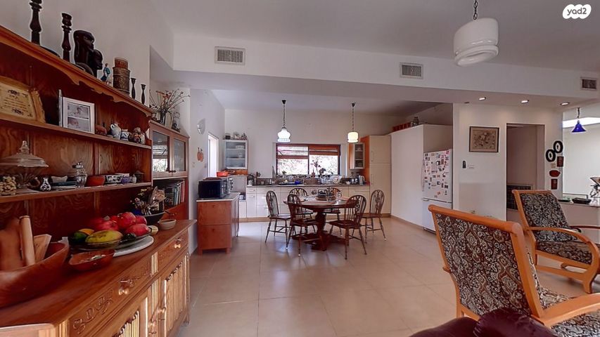 דו משפחתי, קרית חרושת, קרית טבעון