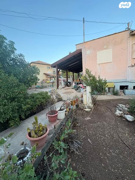 דו משפחתי, בורוכוב, עפולה