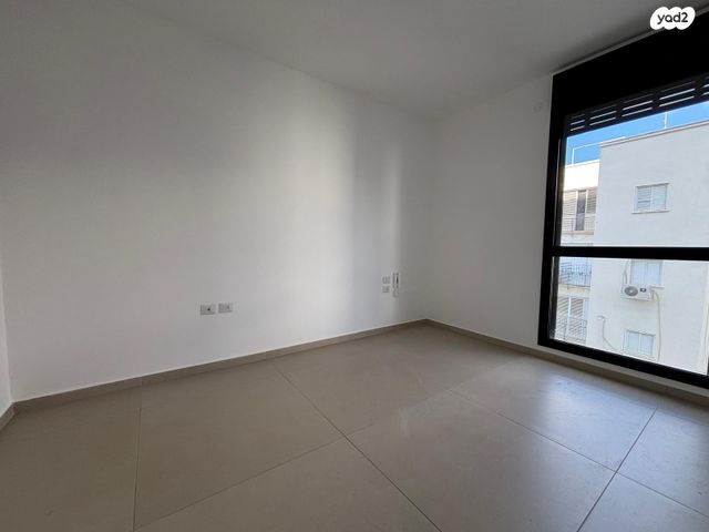 דירה, סנהדרין, בבלי, תל אביב יפו