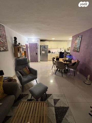 דירה, אברהם שלונסקי, קרית נורדאו, נתניה