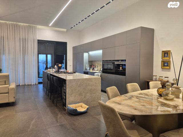 בית פרטי/ קוטג', גן יבנה