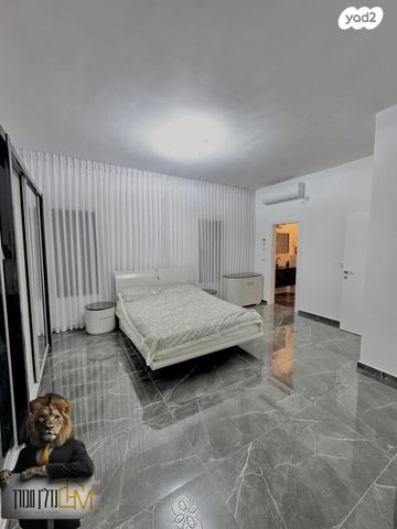 בית פרטי/ קוטג', יצחק נבון 18, שדרות בפארק, שדרות