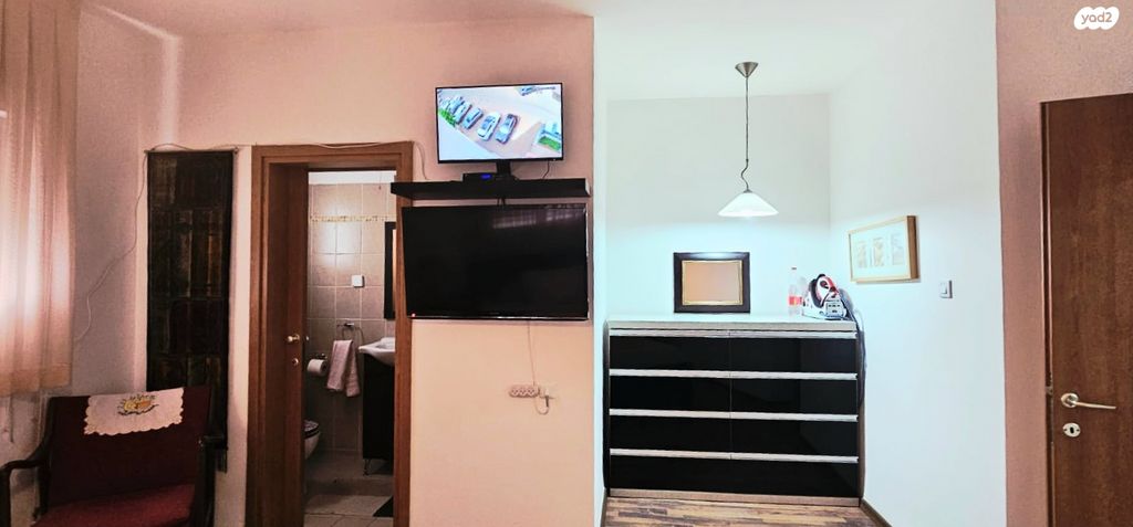 דירת גן, יוסף כתראן, נווה יוני נתניהו, עכו