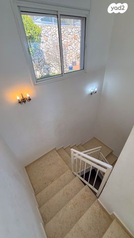 בית פרטי/ קוטג', גילון, גילון