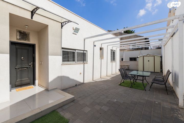 בית פרטי/ קוטג', אביב, ראש העין