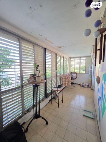 דירה, גוש עציון, הל"ה, גבעתיים