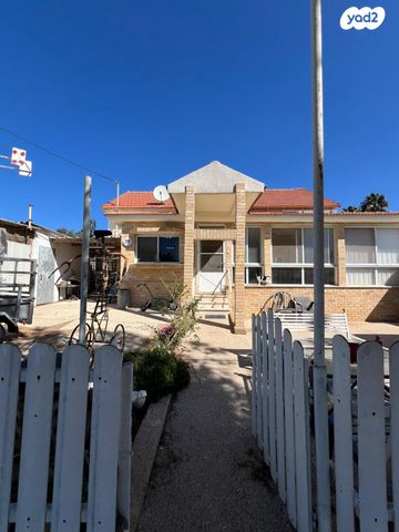 בית פרטי/ קוטג', הגפן 311, שקד, שקד