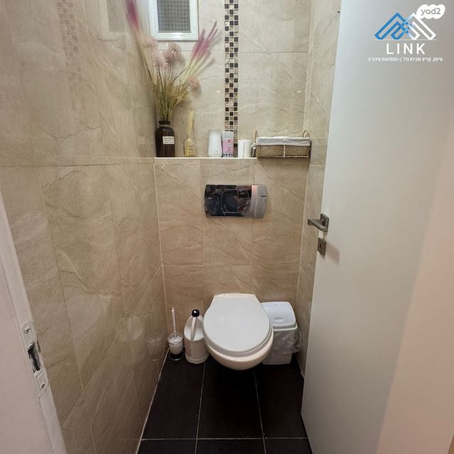 דירה, וייצמן, החותרים, טירת כרמל