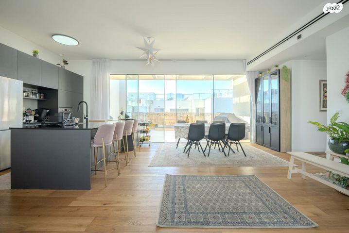 גג/ פנטהאוז, עמינדב, תל אביב יפו