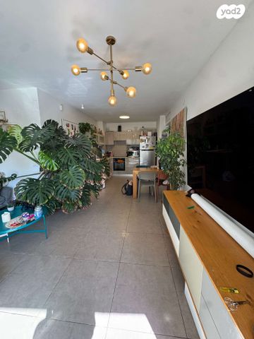 דירה, נחלת בנימין, פלורנטין, תל אביב יפו