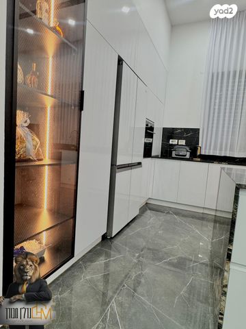 בית פרטי/ קוטג', יצחק נבון 18, שדרות בפארק, שדרות