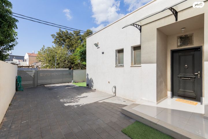 בית פרטי/ קוטג', אביב, ראש העין