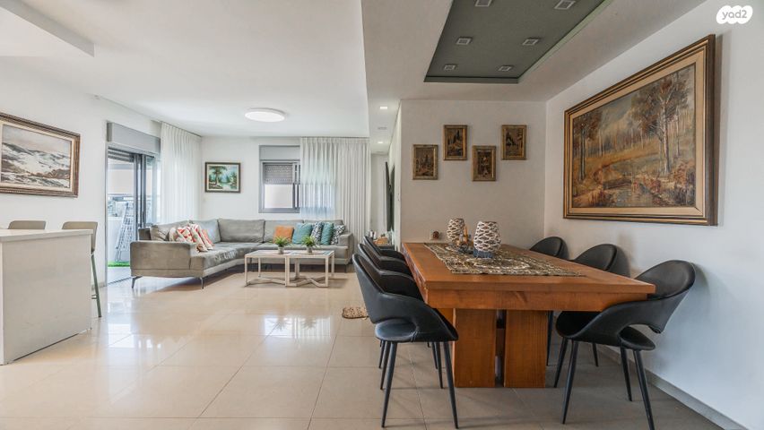 דירה, נחום שריג, רמות הרכס, באר שבע