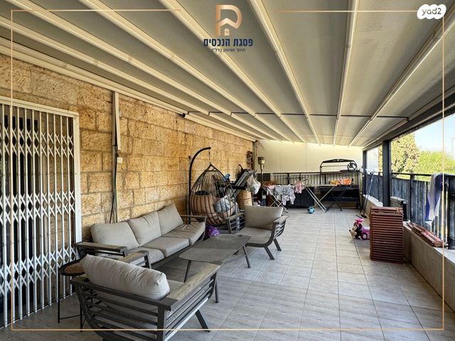 דירה, גדוד חרמש, פסגת זאב, ירושלים