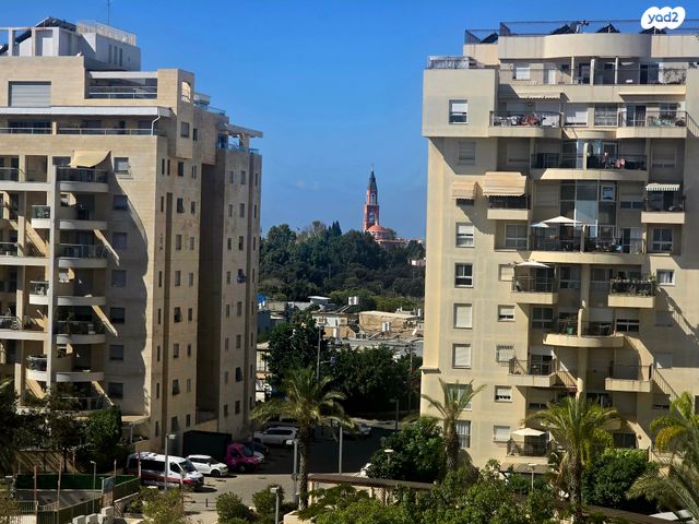 דירה, אסירי ציון, קרית שלום, תל אביב יפו