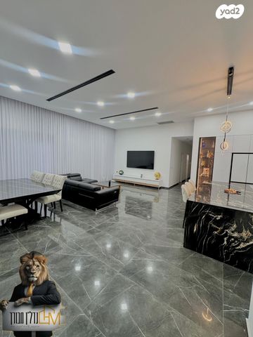 בית פרטי/ קוטג', יצחק נבון 18, שדרות בפארק, שדרות