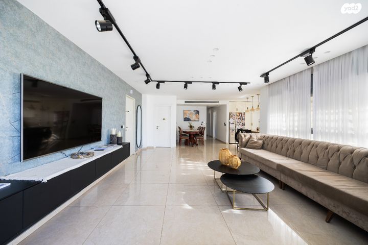 גג/ פנטהאוז, עמנואל זיסמן, חומת שמואל, הר חומה, ירושלים