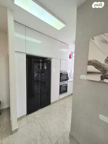 דירה, קרית אתא